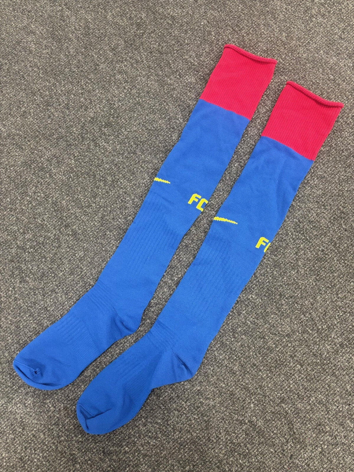 Nike Kids Barcelona Home Football Socks / 2010-11 / Blue / RRP £16