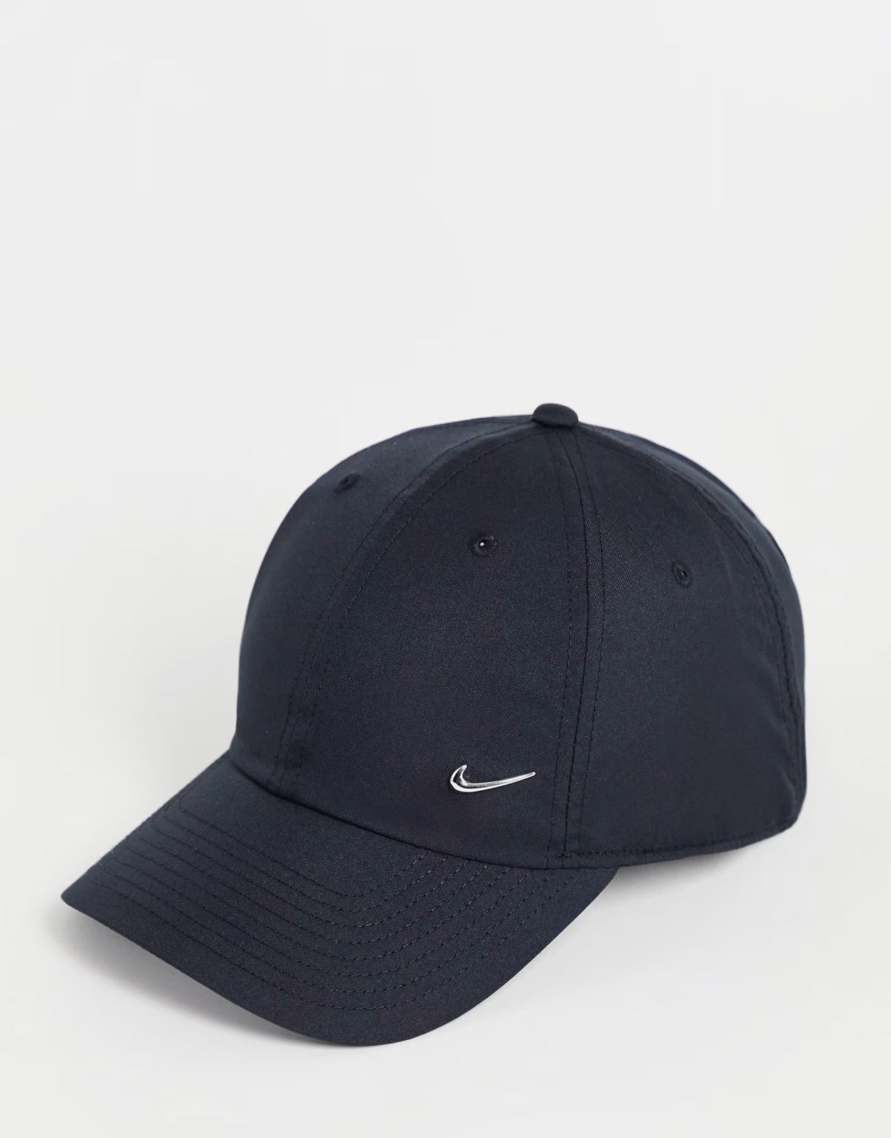 Nike Adult Dri-FIT Heritage86 Metal Swoosh Cap / Black / RRP £24
