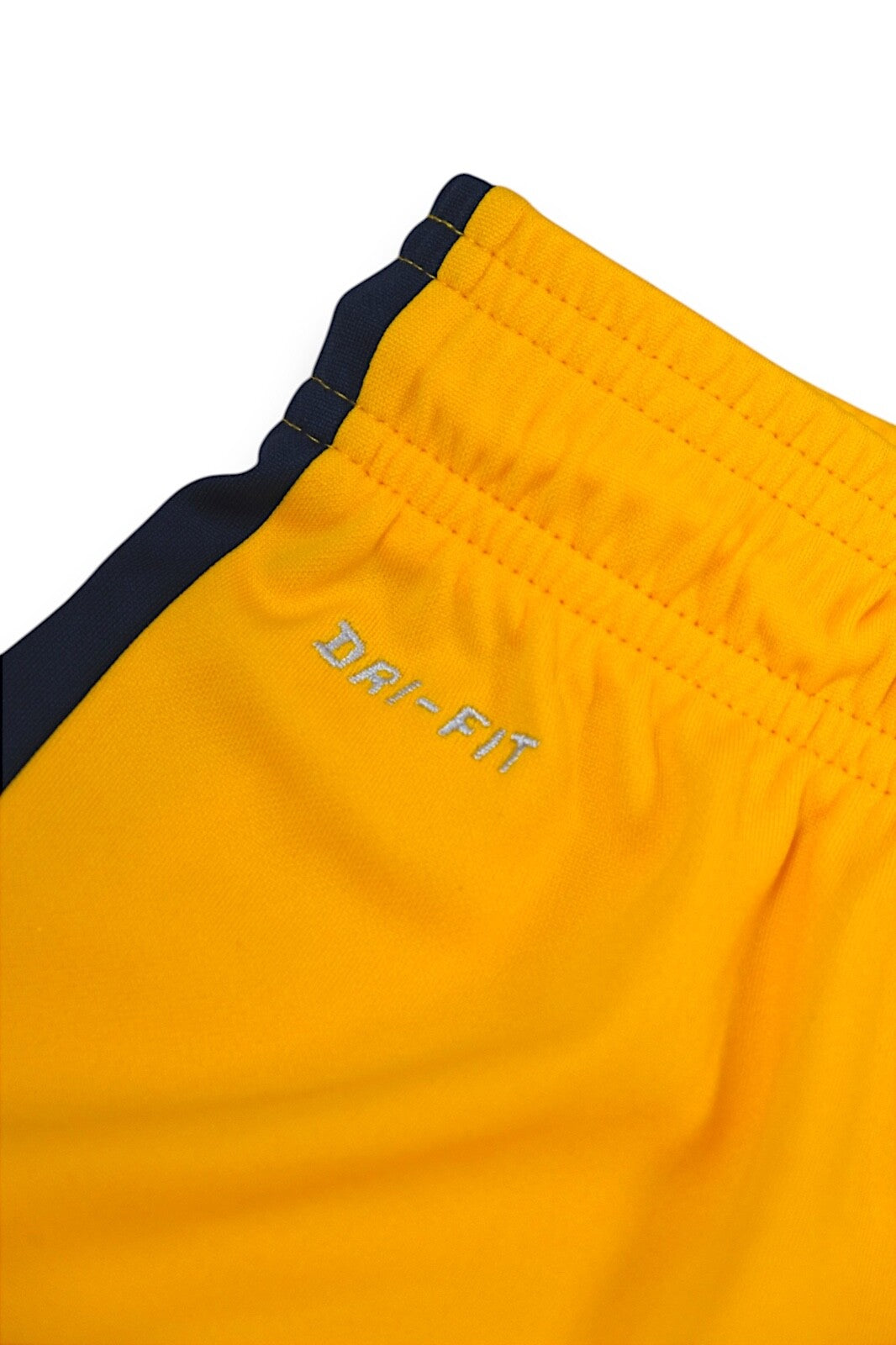 Nike 2016-17 Hellas Verona / Kids / Yellow / RRP £24.99