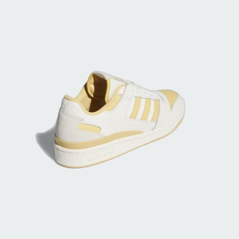 Adidas Mens FORUM LOW CL Trainers / Ivory / RRP £90
