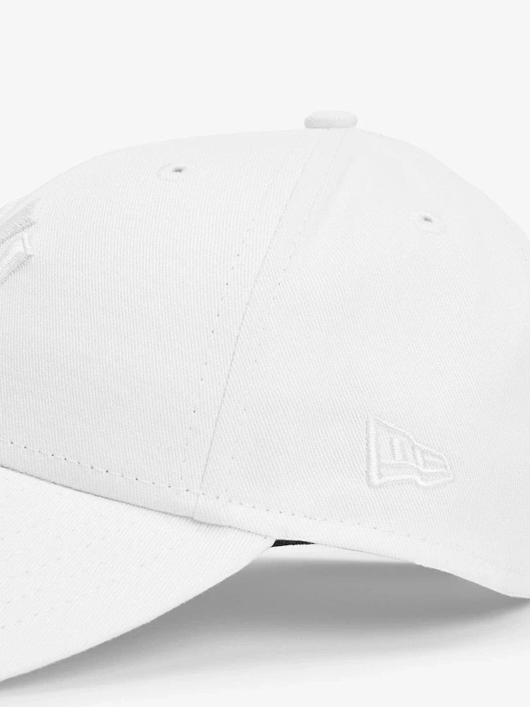 New Era New York Yankees 9Forty A-Frame Snapback Cap / White White / RRP £27