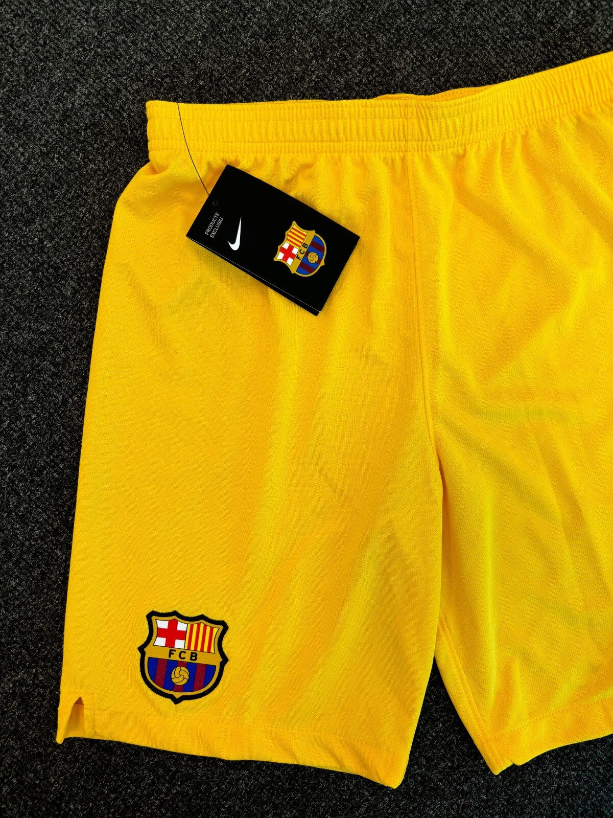 Nike Kids Barcelona 2019-20 Away Football Short / Yellow / RRP £25