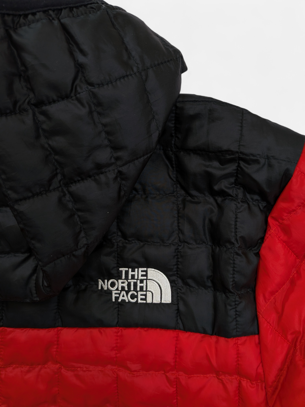 The North Face Womens Thermoball Hooded Puffer Jacket / Red Black / RRP £200