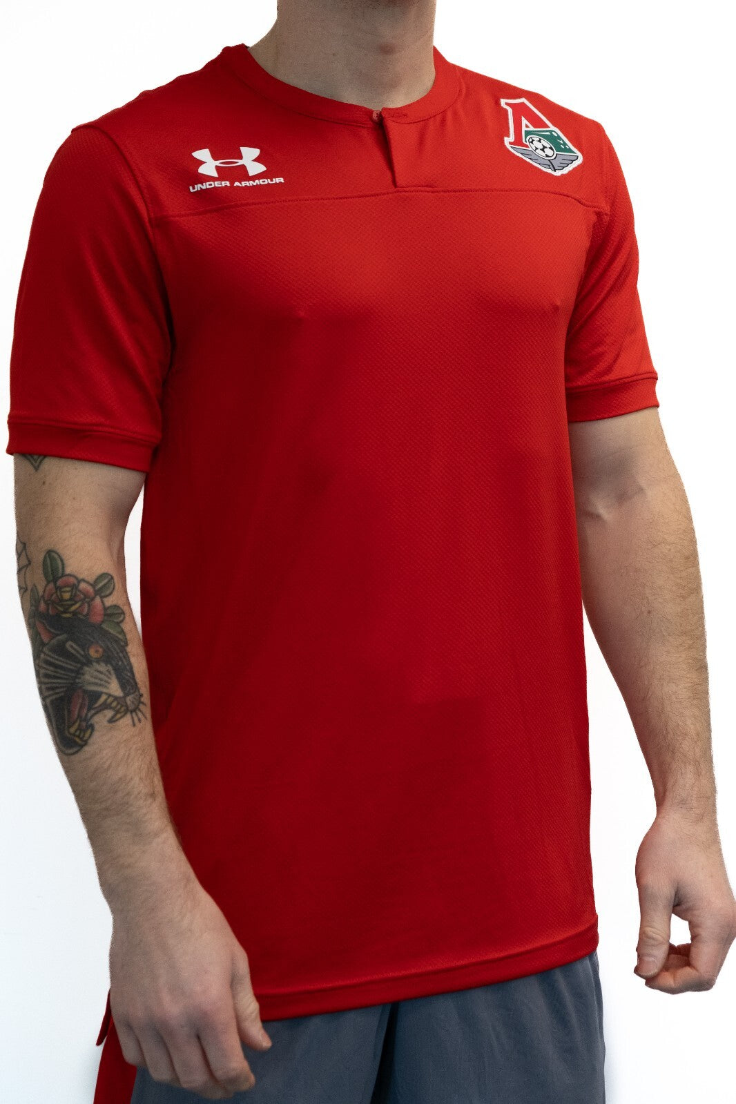 Under Armour 19-20 Lokomotiv Moscow Touchline Henley Polo / Mens / Red / RRP £30