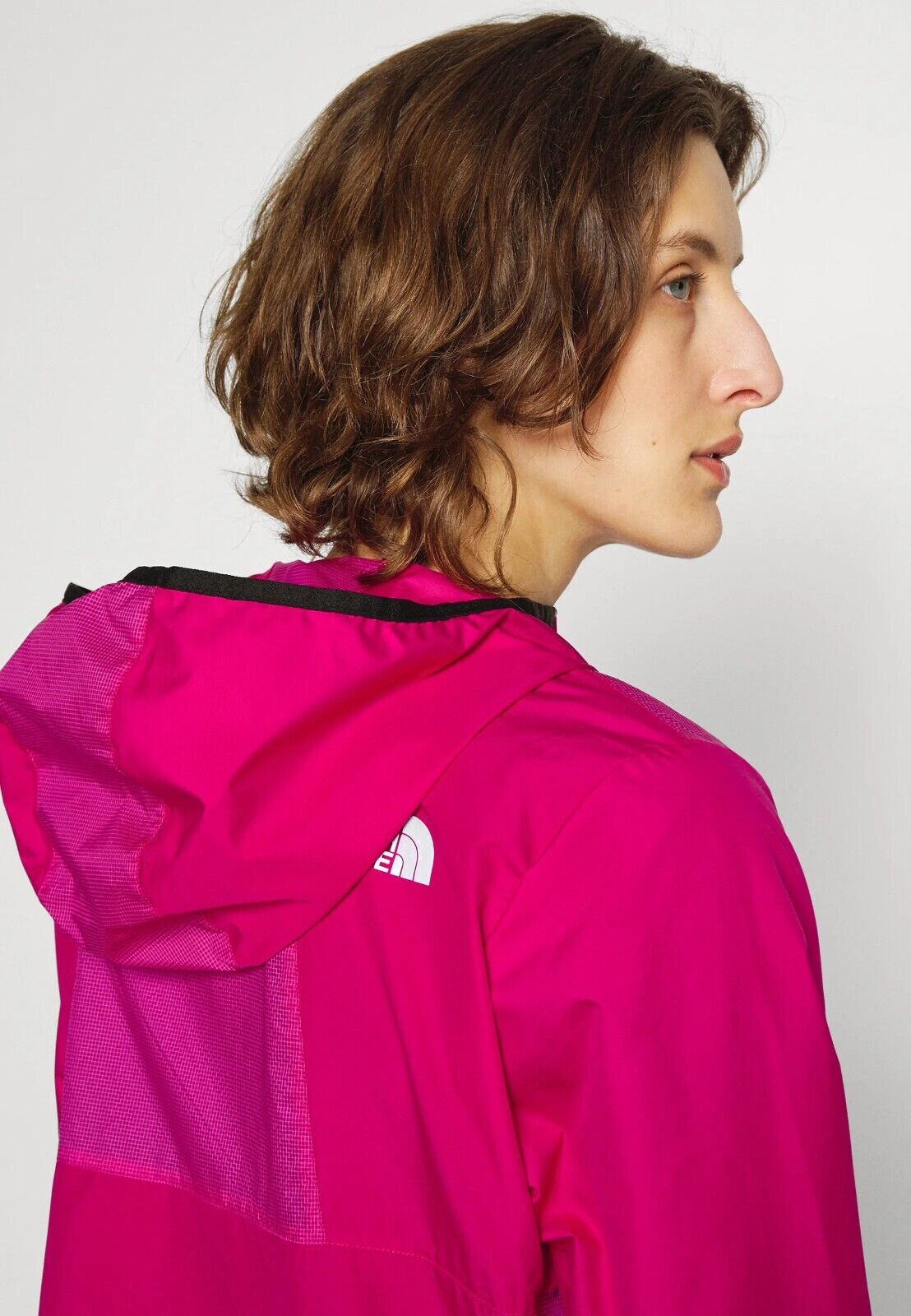 The North Face Womens Run Wind Jacket / Fuschia Pink / RRP £80