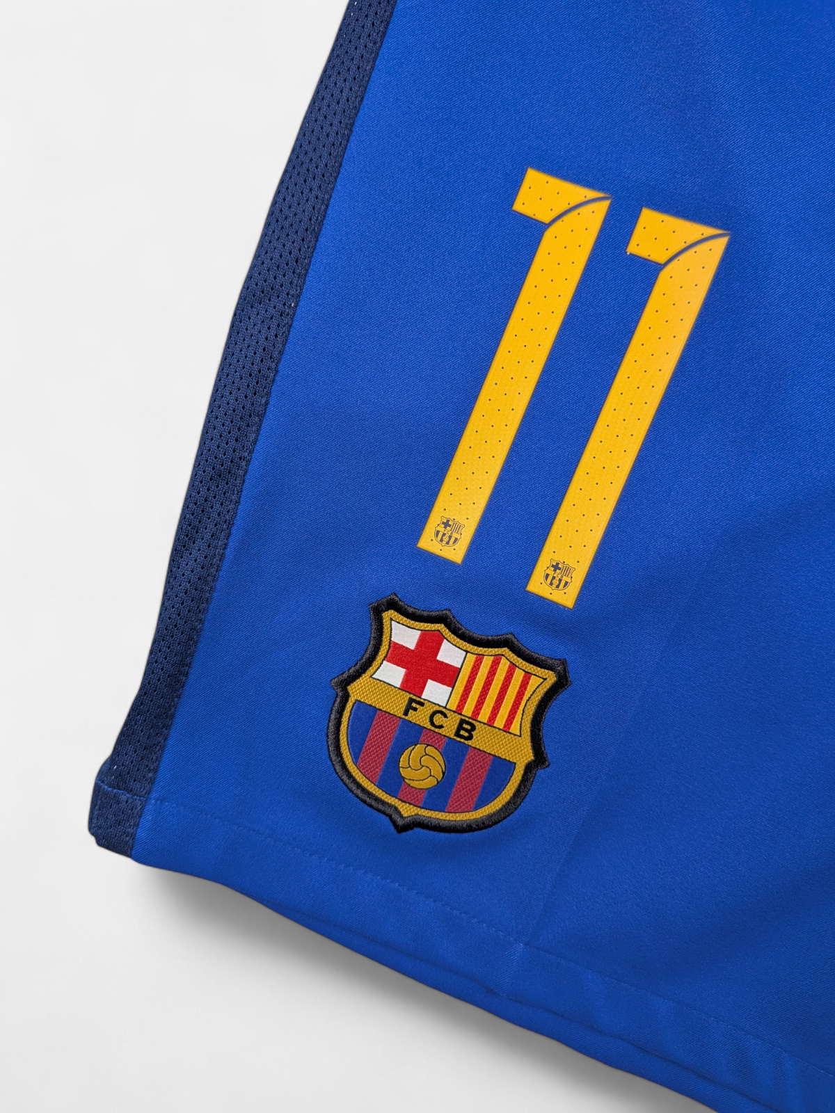 Nike Kids 2015-16 Barcelona Away Shorts 11 Neymar / BNWT / Blue / RRP £35