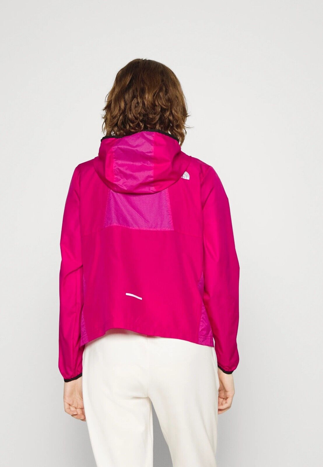 The North Face Womens Run Wind Jacket / Fuschia Pink / RRP £80