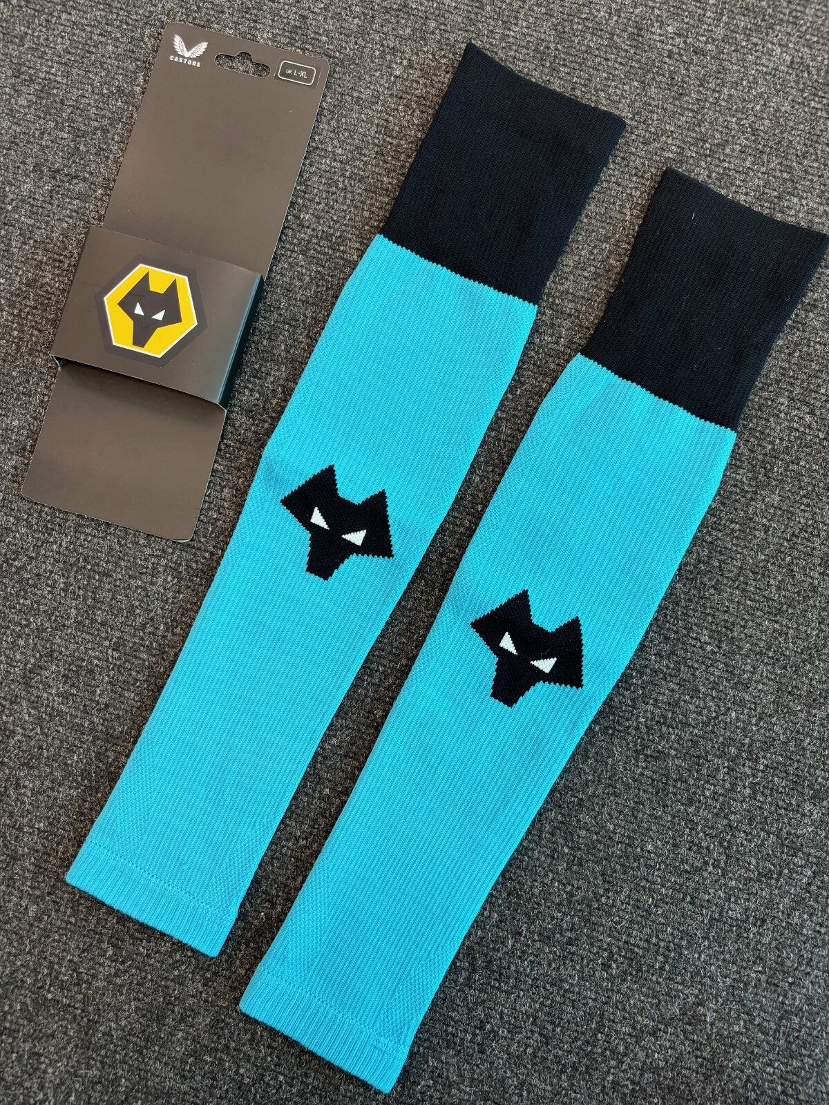Castore Mens Wolves Pro Player Issue GK Football Socks / Blue / RRP £20