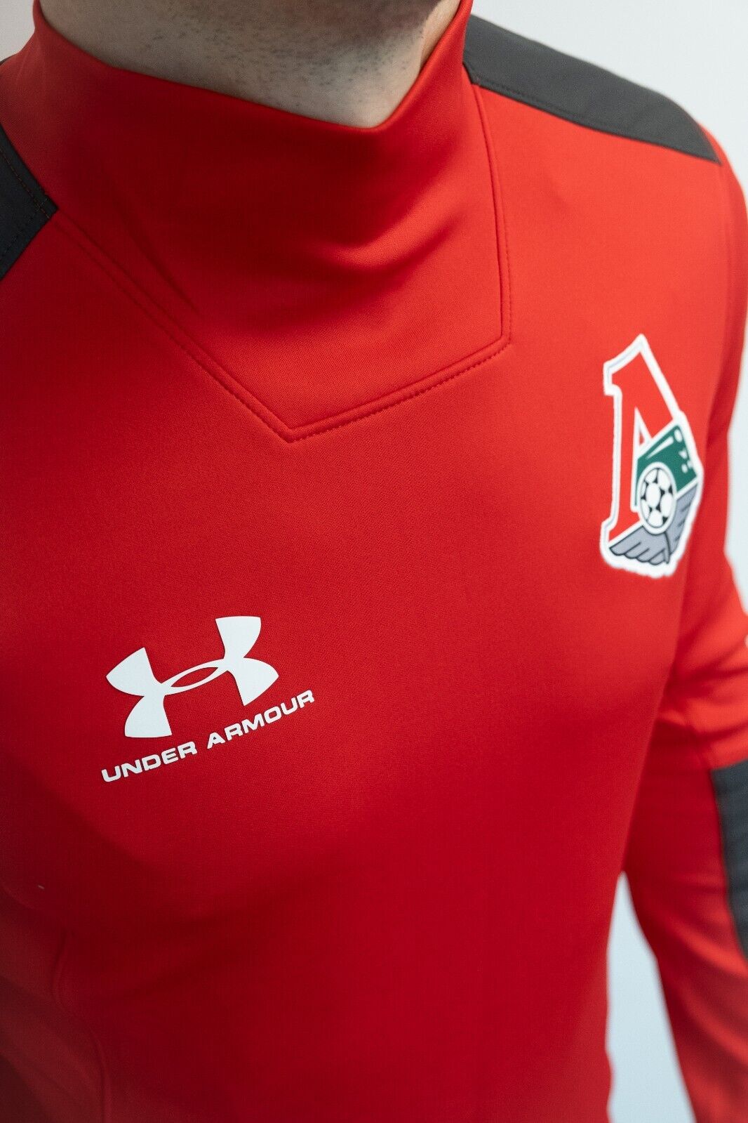 Under Armour 2019-20 Lokomotiv Moscow Training Midlayer / Red / Mens / RRP £50