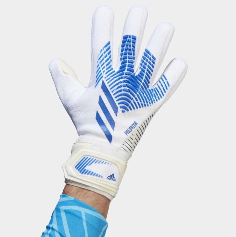 Adidas Predator League Goalkeeper Gloves / White Blue / RRP £55