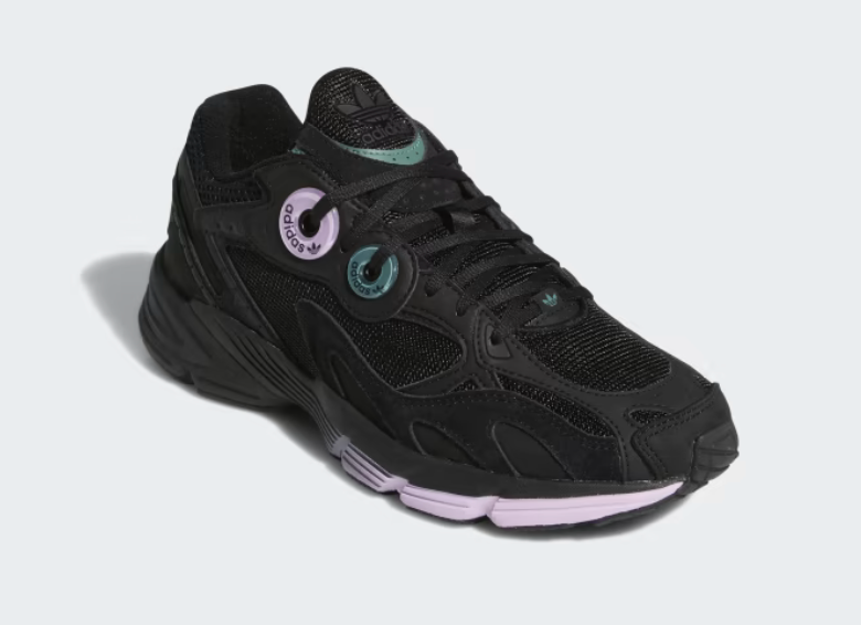 Adidas Womens Astir Trainers / BNIB / Black / RRP £90