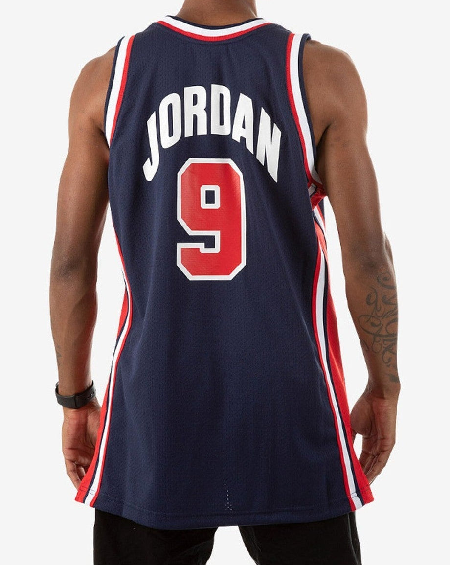 Mitchell & Ness USA Michael Jordan Baskeball Jersey / 1992 Navy Blue / RRP £110