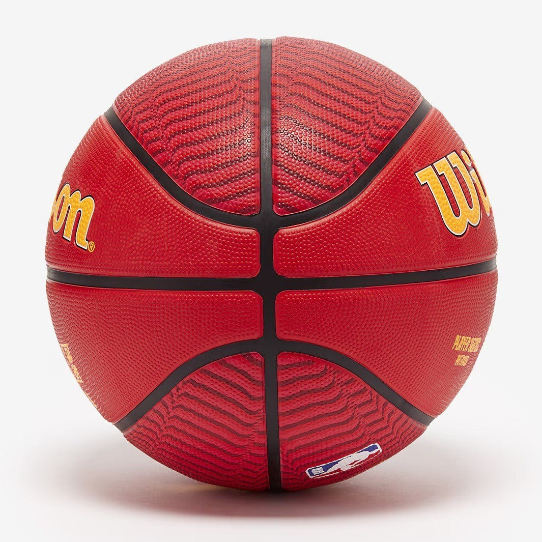 Wilson NBA Player Icon Atlanta Hawks Trae Young Basketball / Red / RRP £22
