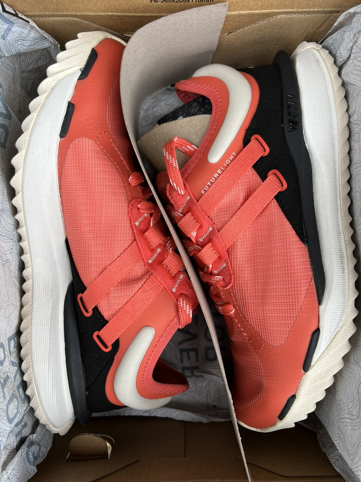 THE NORTH FACE VECTIV ESCAPE FUTURELIGHT SHOE ORANGE UK4 BNIB RRP£145