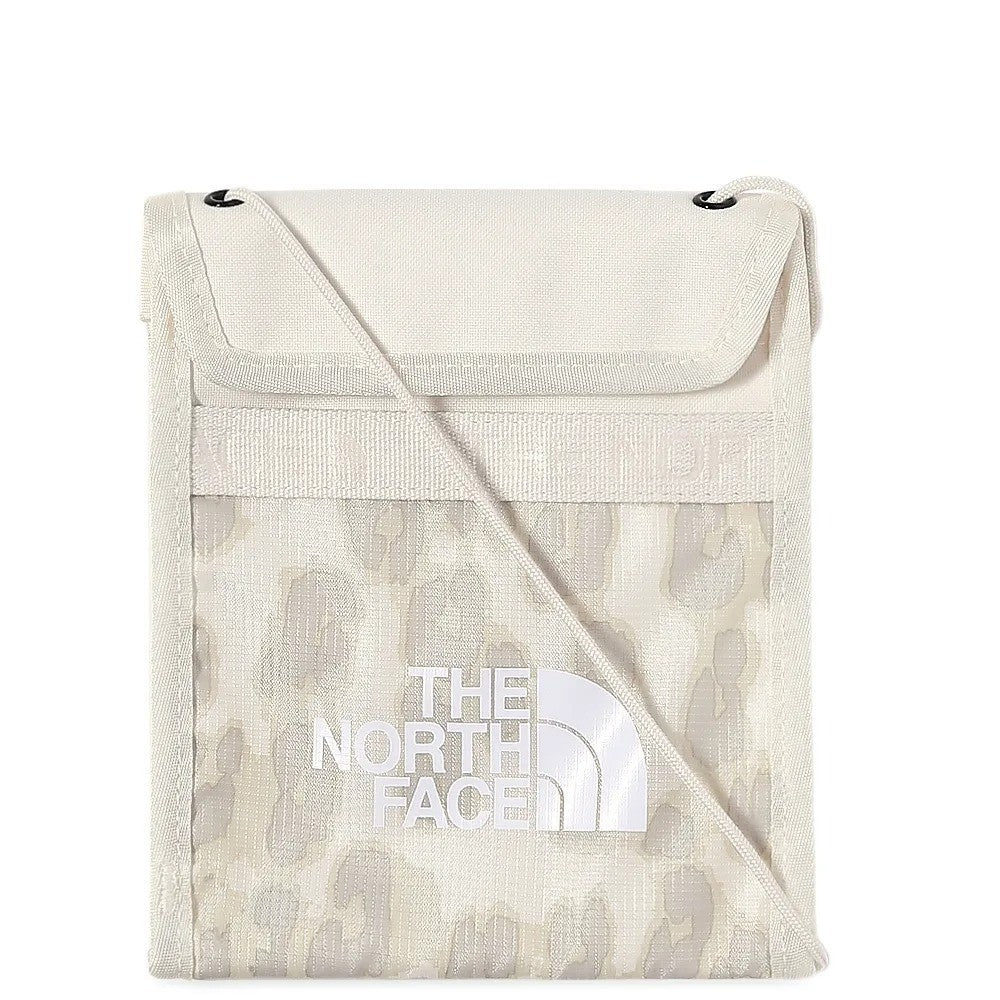 The North Face Bozer Pouch - S / Silver / RRP £22