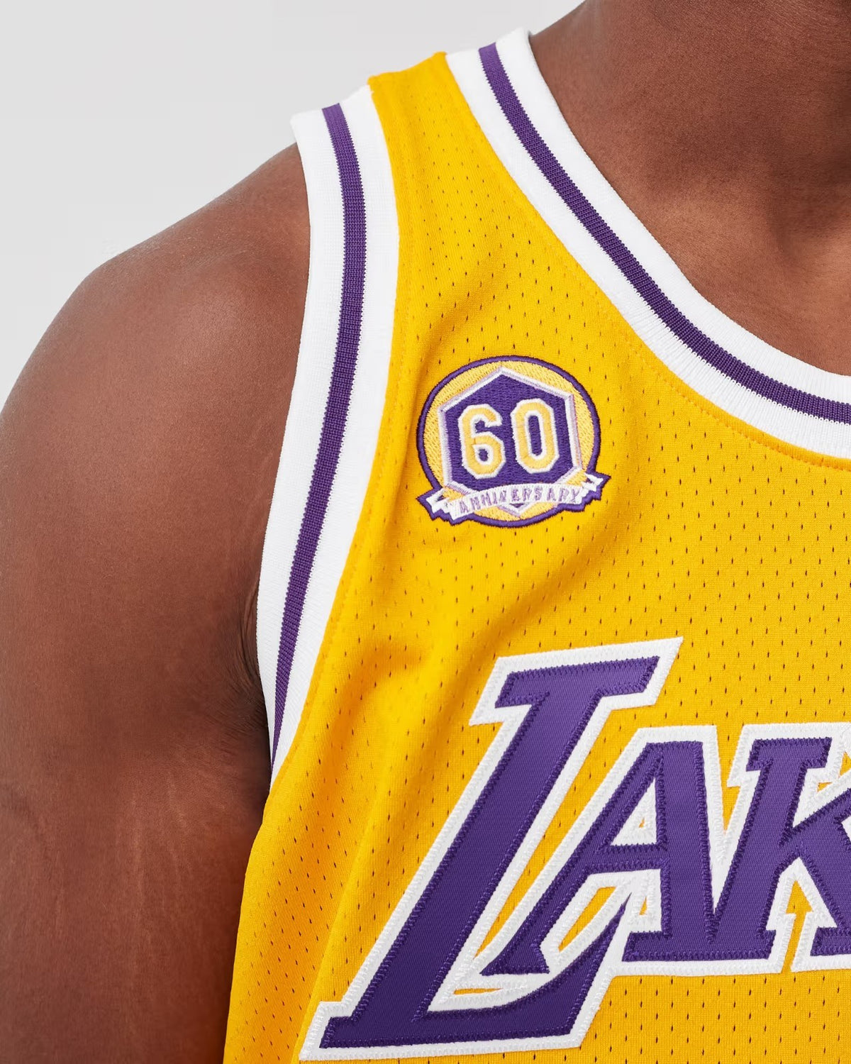Mitchell & Ness Lakers 2007-08 Kobe Bryant 24 Basketball Jersey/Gold/ RRP £230