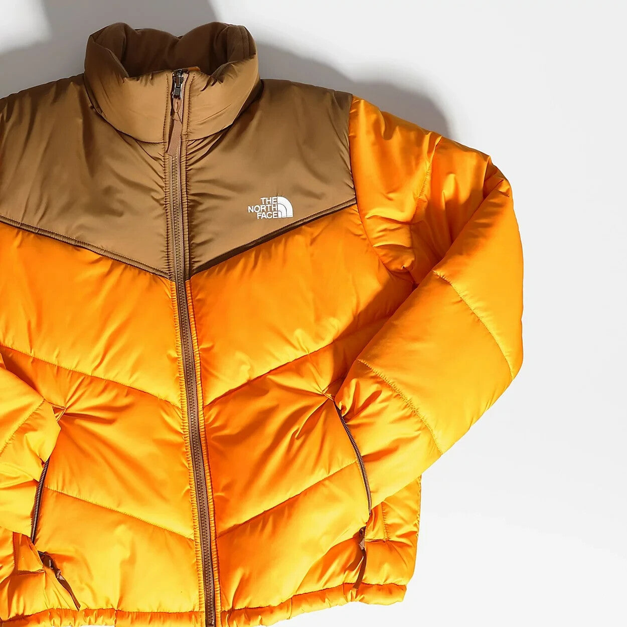 The North Face men's Saikuru Jacket / Summit Gold / BNWT / RRP£200
