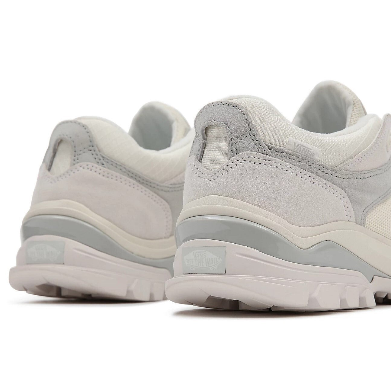 Vans Amzn Trailhead Trainers / Grey White / RRP £125