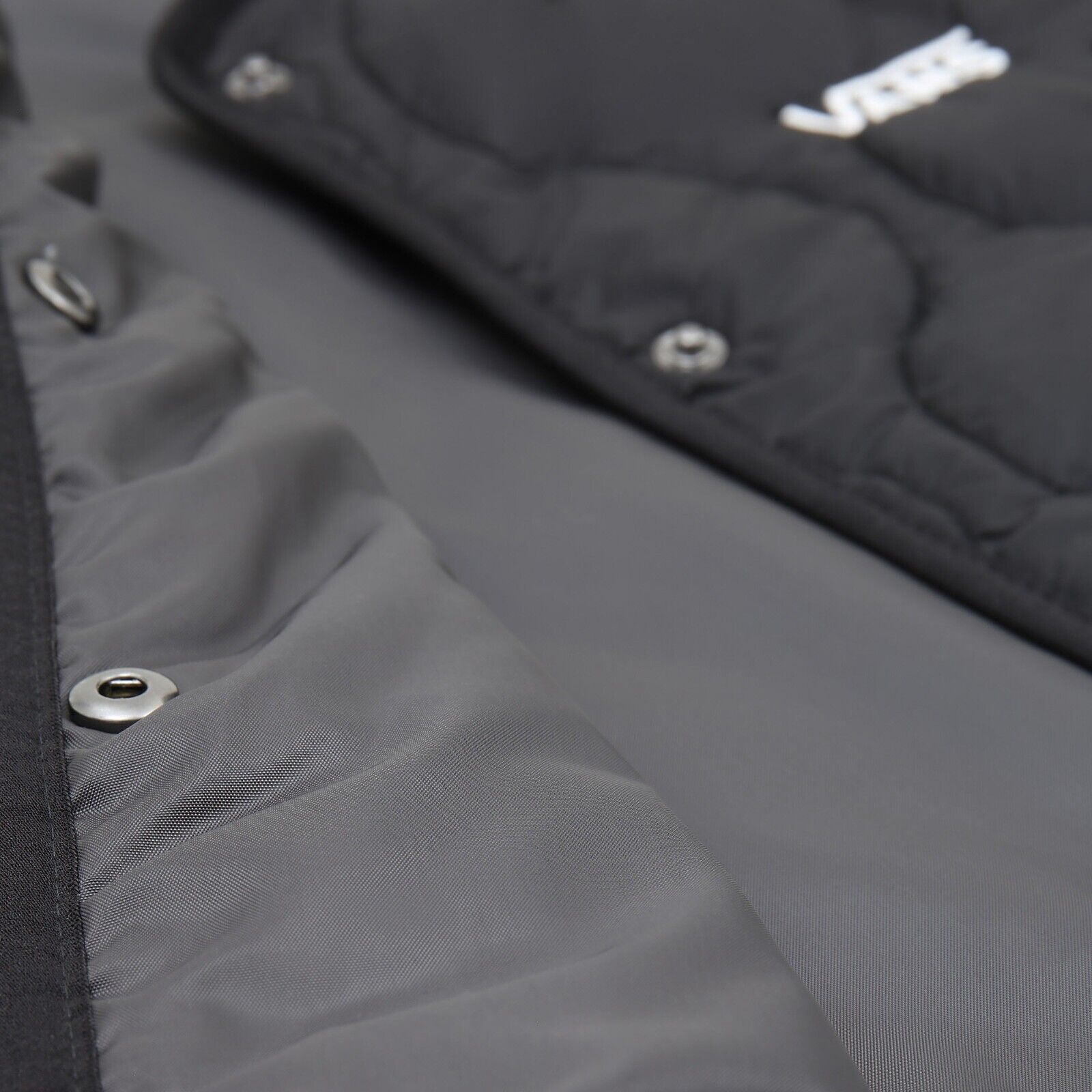 Vans Womens Long Reversible Quilted Jacket / Black / RRP £95