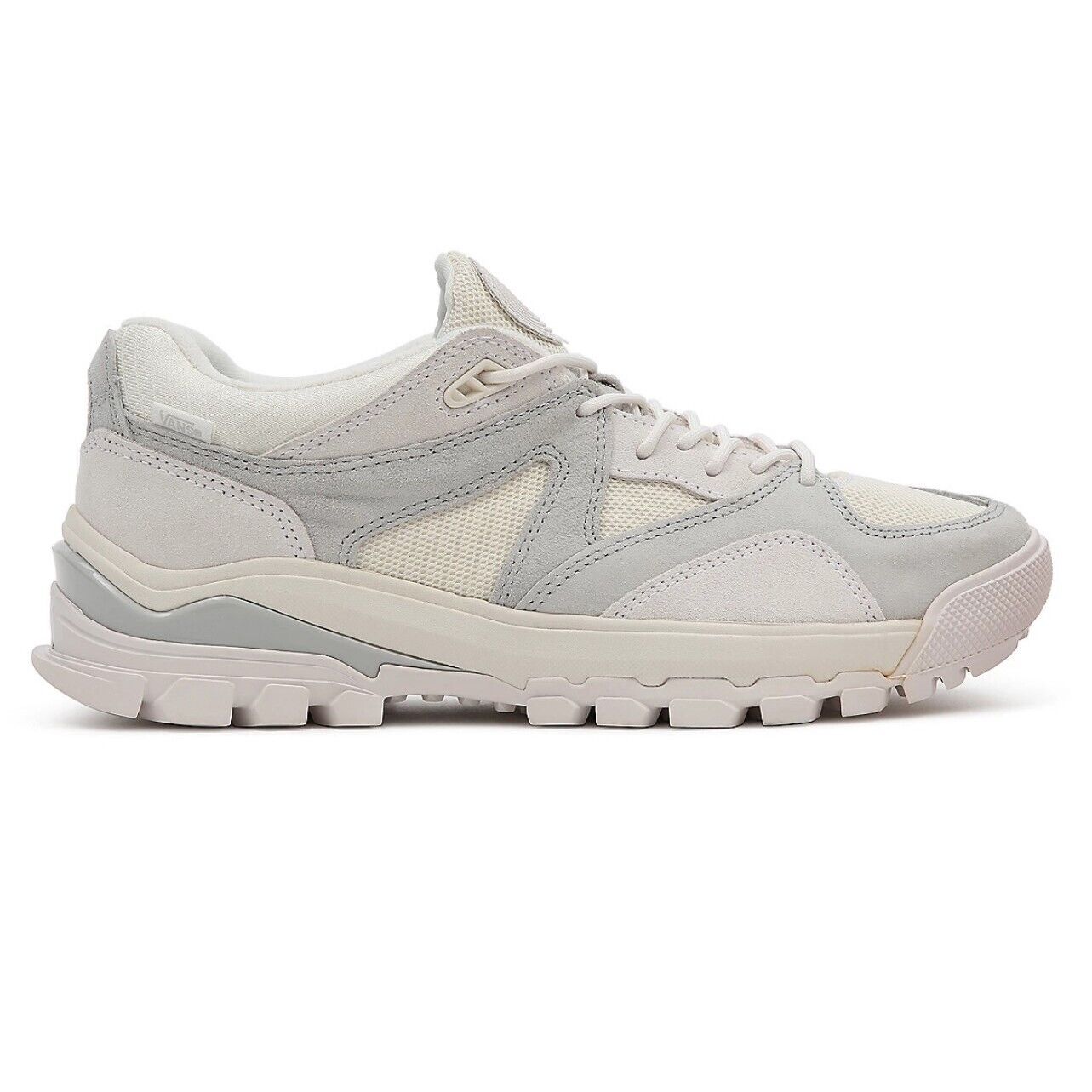Vans Amzn Trailhead Trainers / Grey White / RRP £125