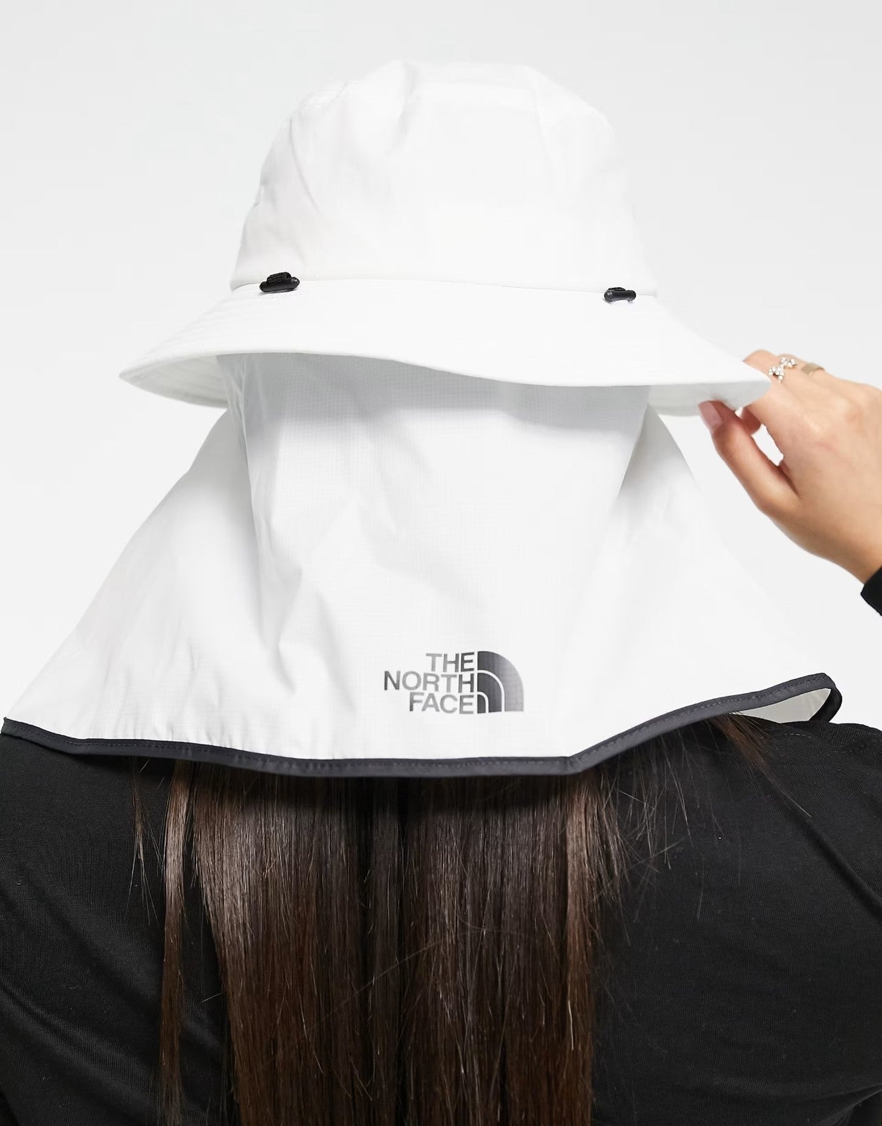 The North Face Flyweight Bucket Hat / TNF White/Asphalt Grey / RRP £30