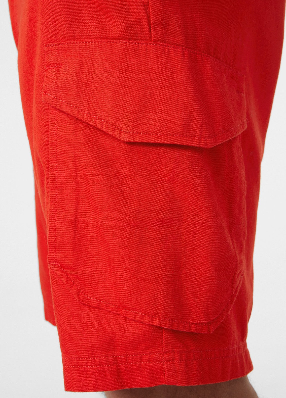 Helly Hansen Bermuda Cargo Shorts / Red / RRP £60