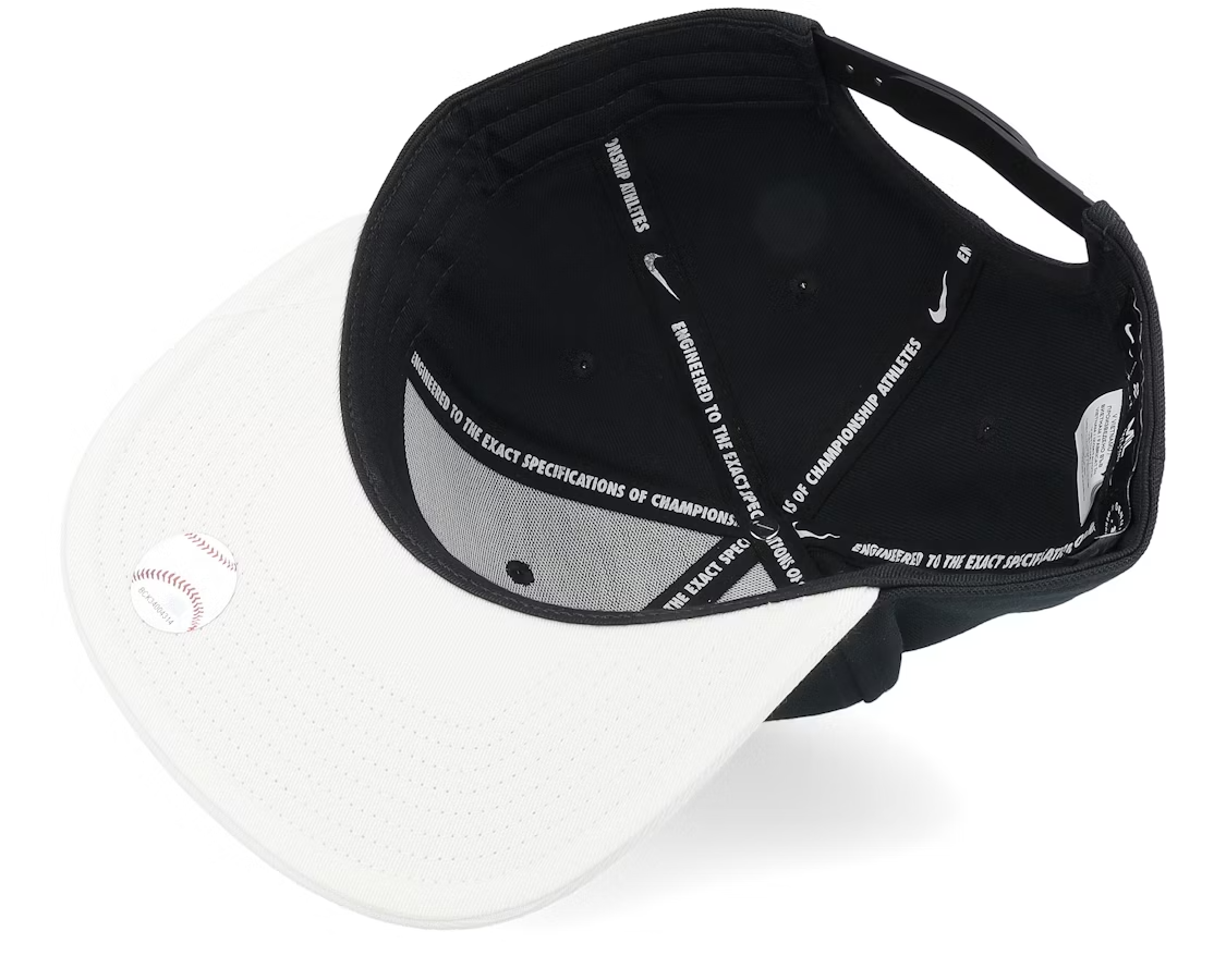 Nike Chicago White Sox Pro Brim Snapback Cap / Black White / RRP £35