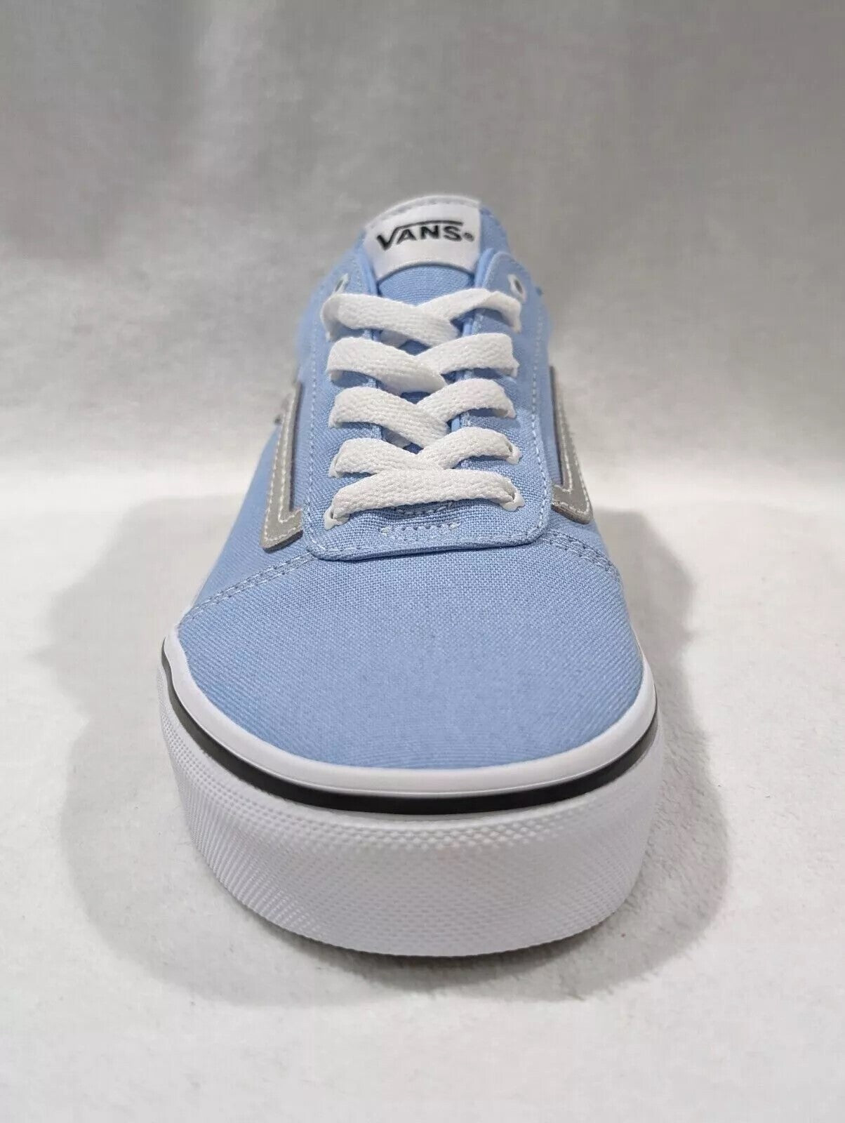Vans Kids Ward / Baby Blue White / RRP £40