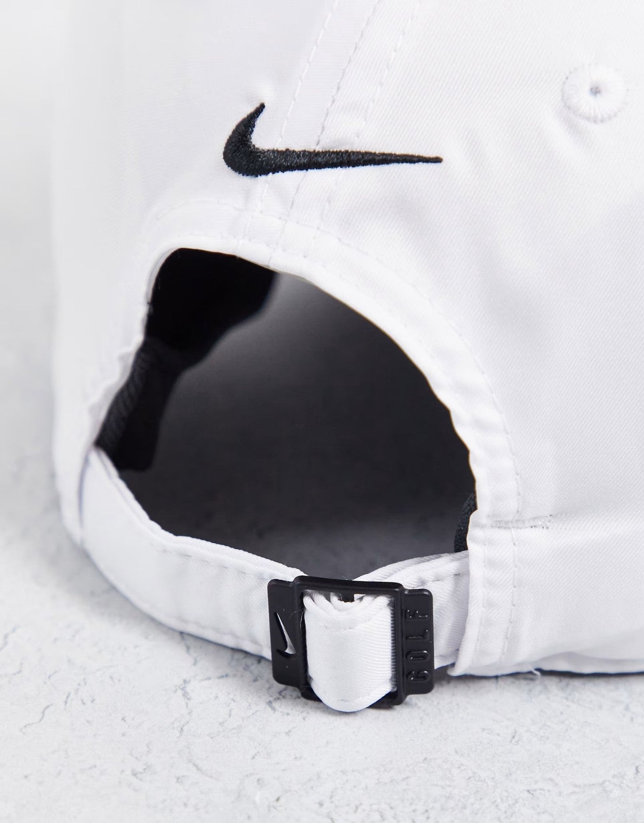 Nike Adult Golf L91 Tech Dri-Fit Cap / White Black / RRP £24