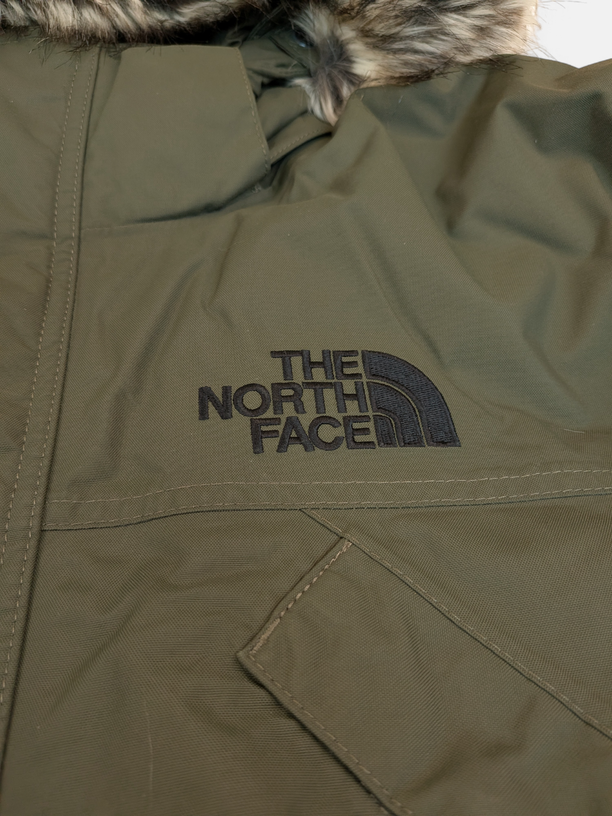 The North Face Mens NEW PEAK DOWN PARKA/ DARK OLIVE / RRP £395