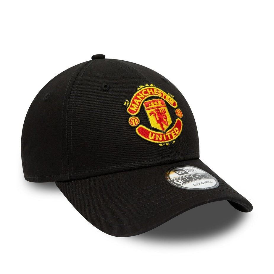 New Era Adult Manchester United Essential Black 9FORTY Cap / Black / RRP £24