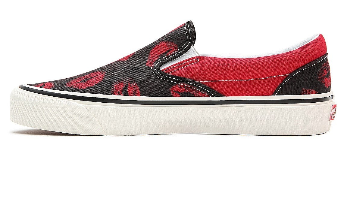 Vans Mens Classic Slip‑On 98 DX 'Anaheim Factory ‑ Hotlips' / RRP £60