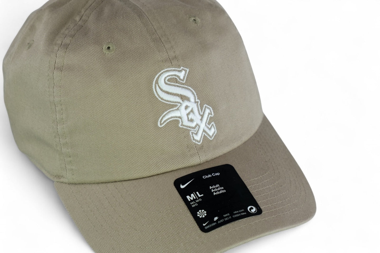 Nike Chicago White Sox Relaxed Club Cap / Khaki White / RRP £22