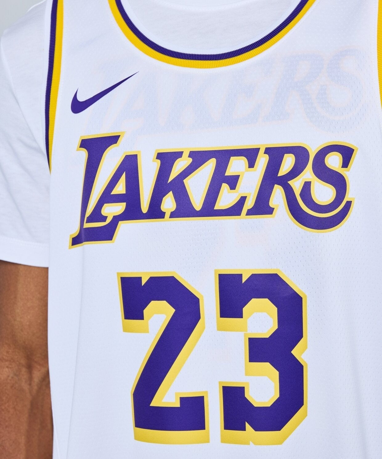 Nike LA Lakers Basketball Jersey / White / Lebron James / RRP £95