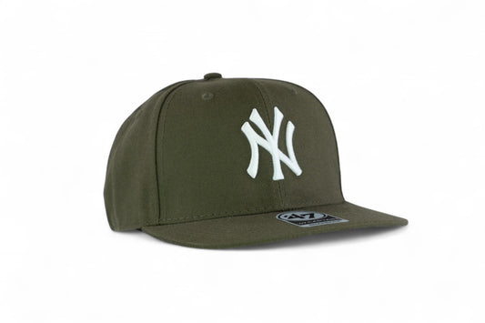 47 Brand New York Yankees No Shot Captain Snapback / Green / RRP £30