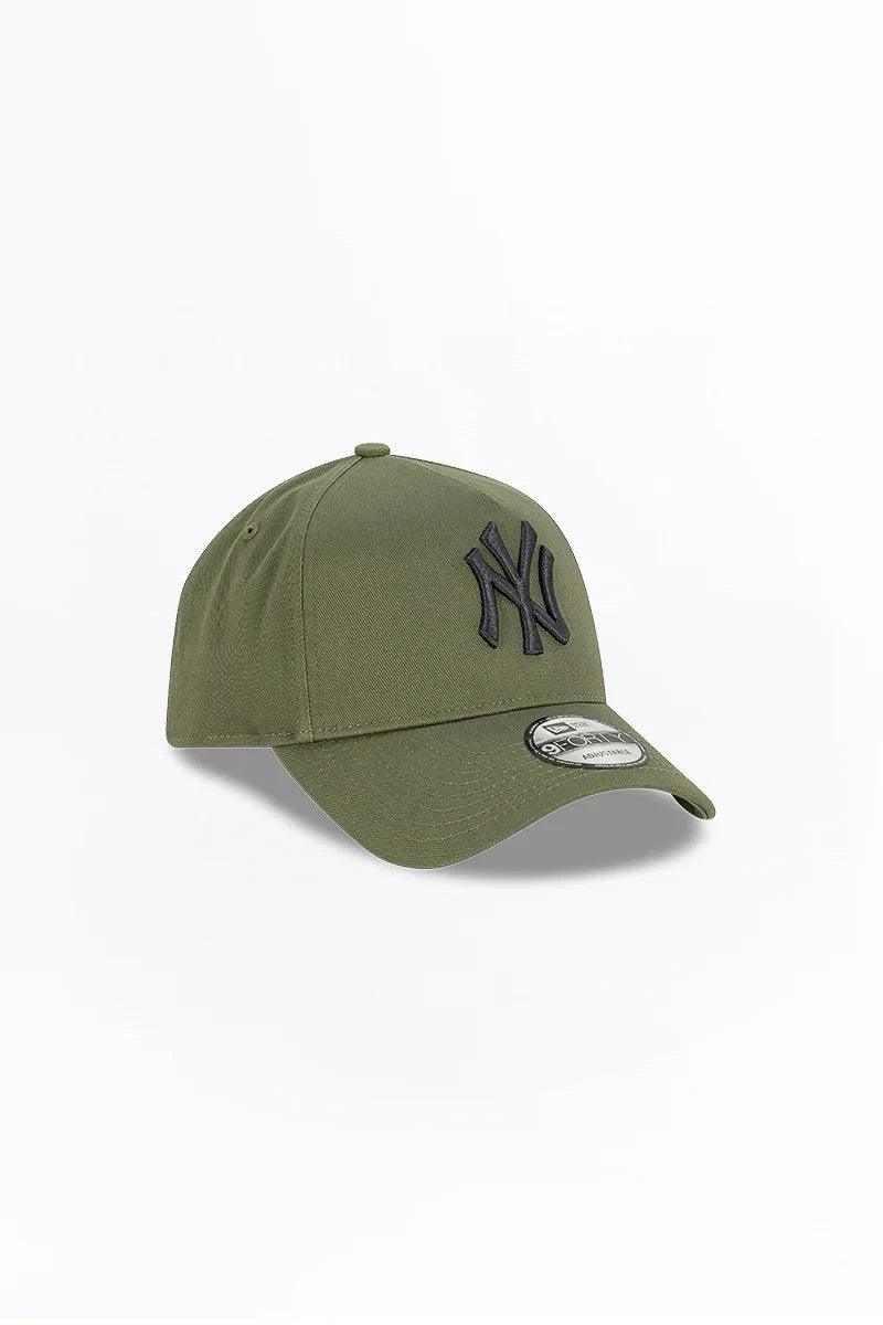 New Era New York Yankees NY 9FORTY A Frame Cap / Olive Green Black / RRP £27