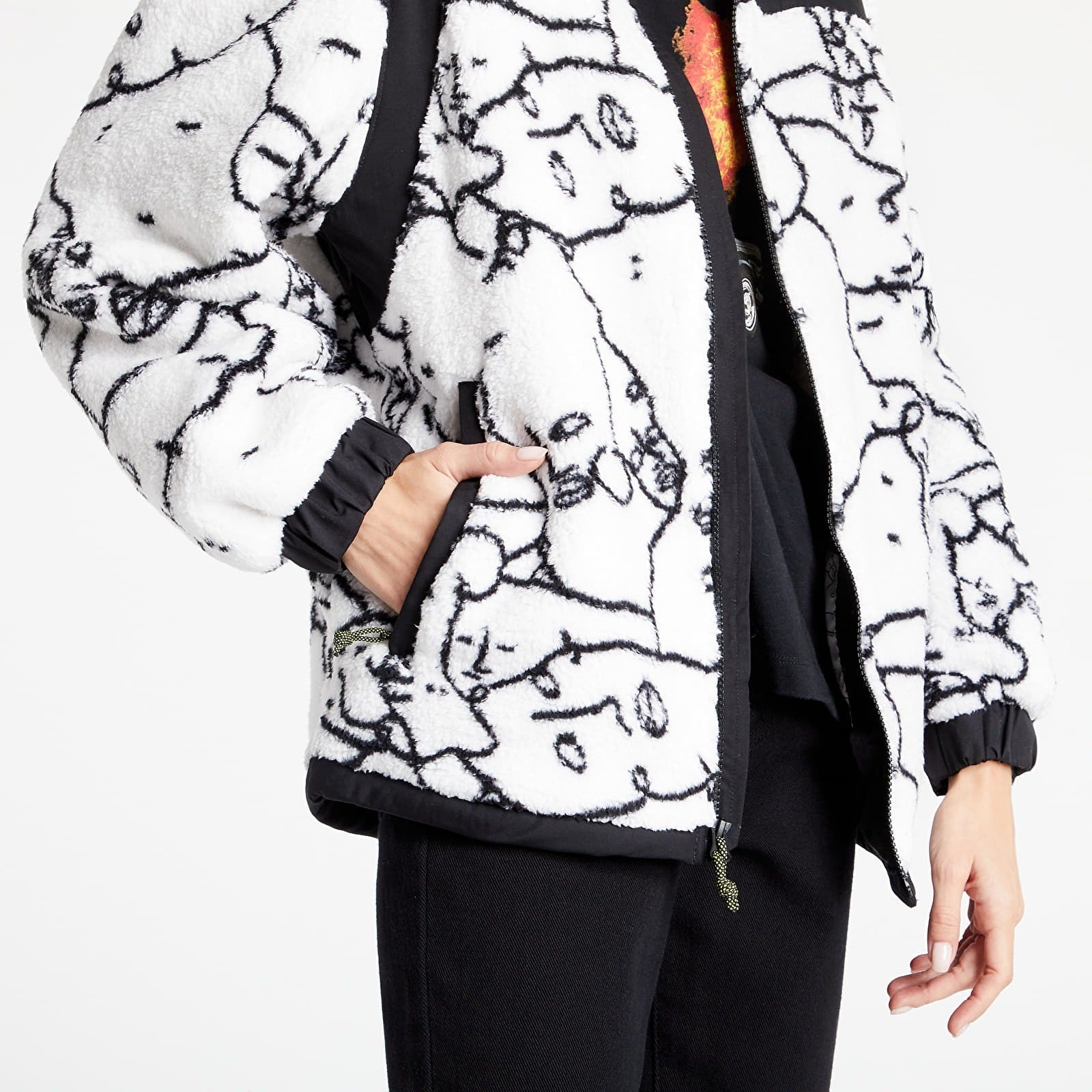 The North Face Womens Black Box Oversized Sherpa Fleece / TNF White / RRP £155