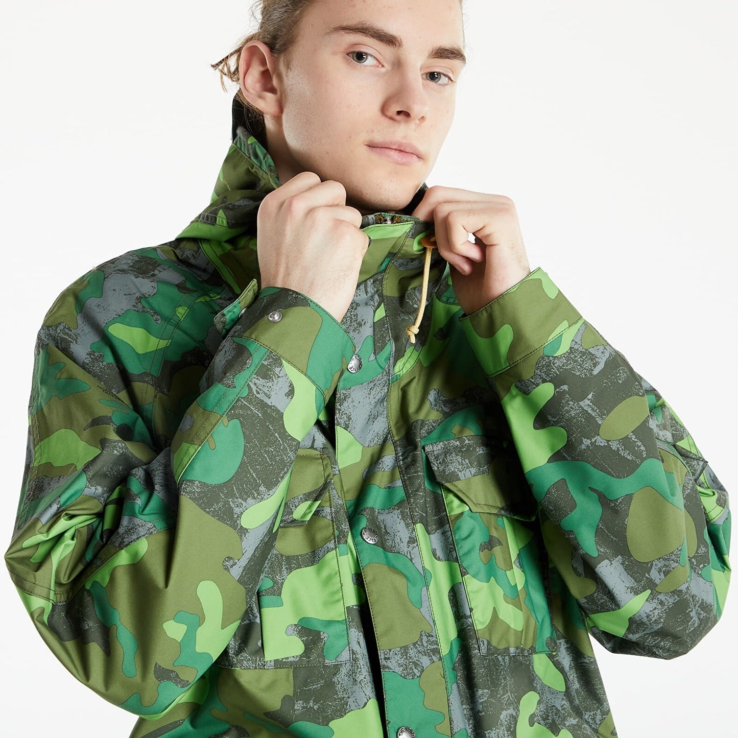 The North Face Mens Print Mountain Parka / Tea Green TNF Camo Print / RRP £280
