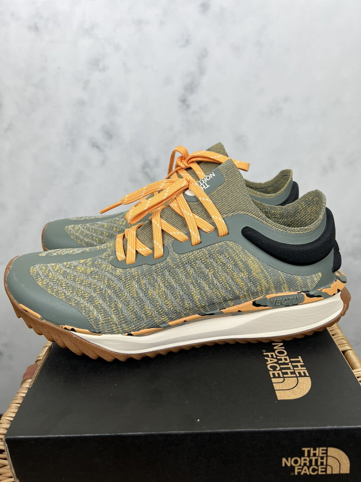 The North Face Men's Vectiv Escape Knit Trainers / Green / 6.5 / RRP £130