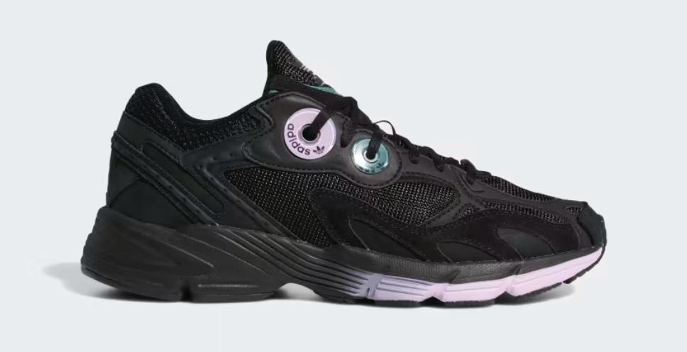 Adidas Womens Astir Trainers / BNIB / Black / RRP £90