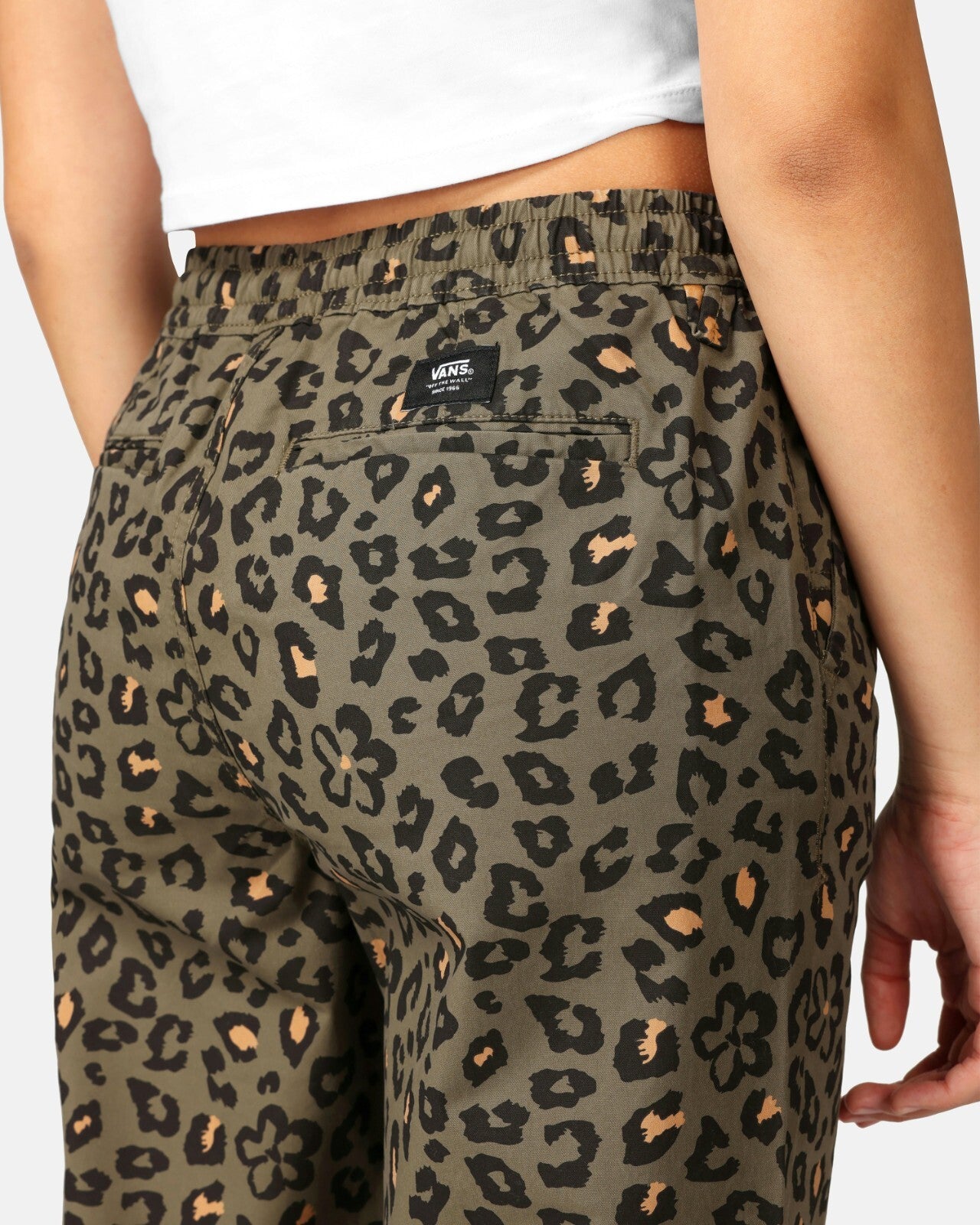 Vans Womens Range Print Relaxed Pant / Green Leopard / RRP £57