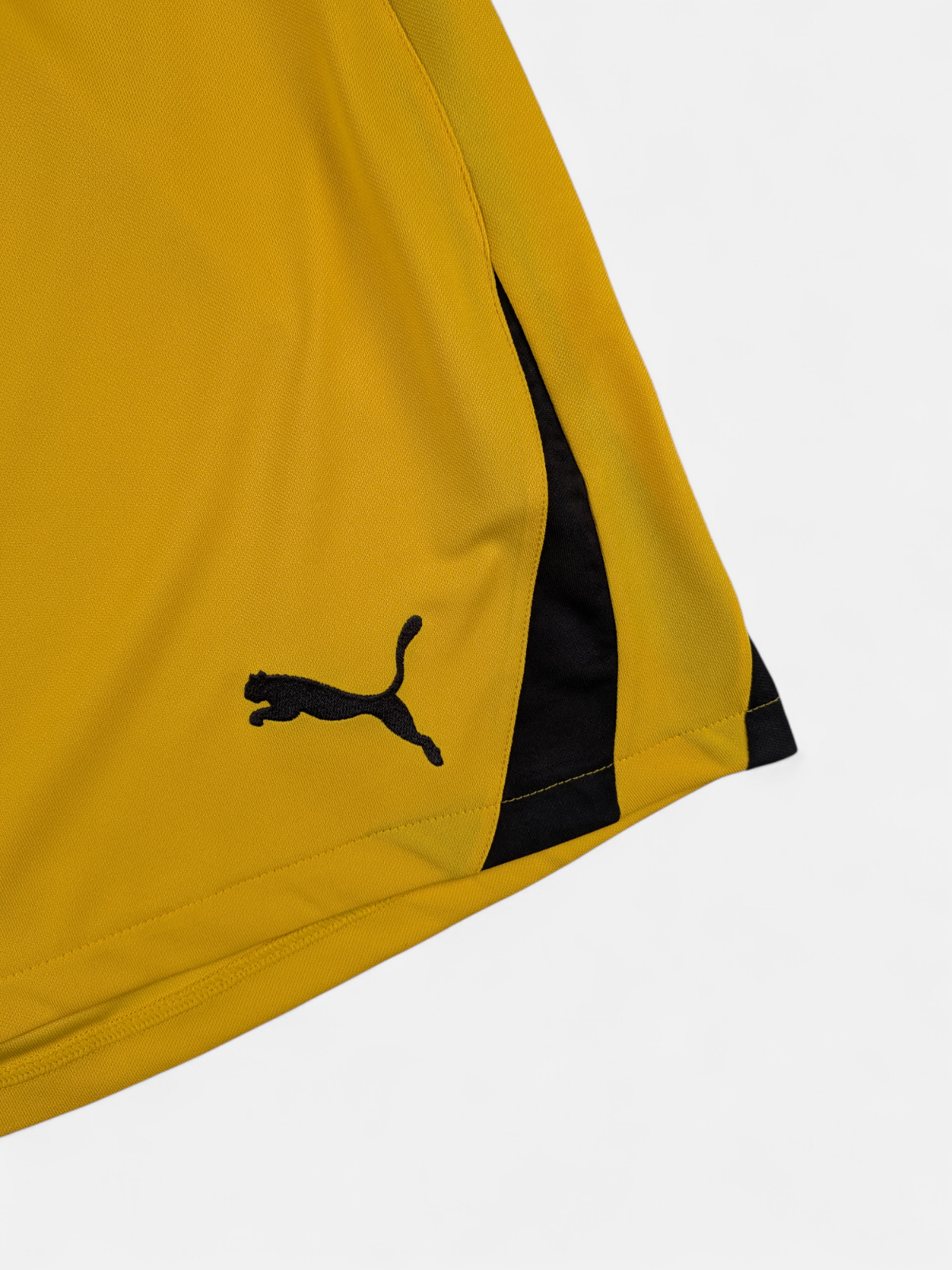 PUMA Mens 2011-12 AEK Athens Home Football Shorts / BNWT / Yellow / RRP £25