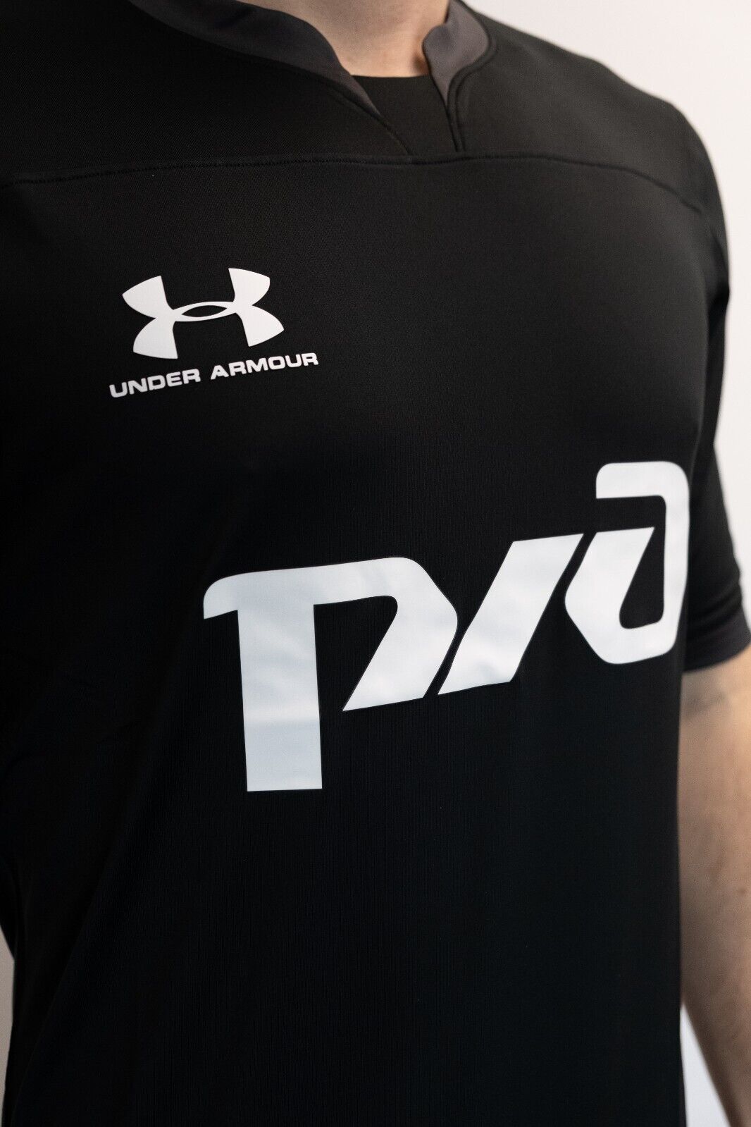 Under Armour 19-20 Lokomotiv Moscow Authentic GK Shirt / Black / Mens / RRP £115