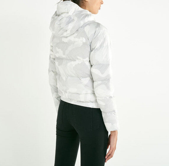 The North Face Women's Hyalite Down Hooded Puffer Jacket / White Camo / Large