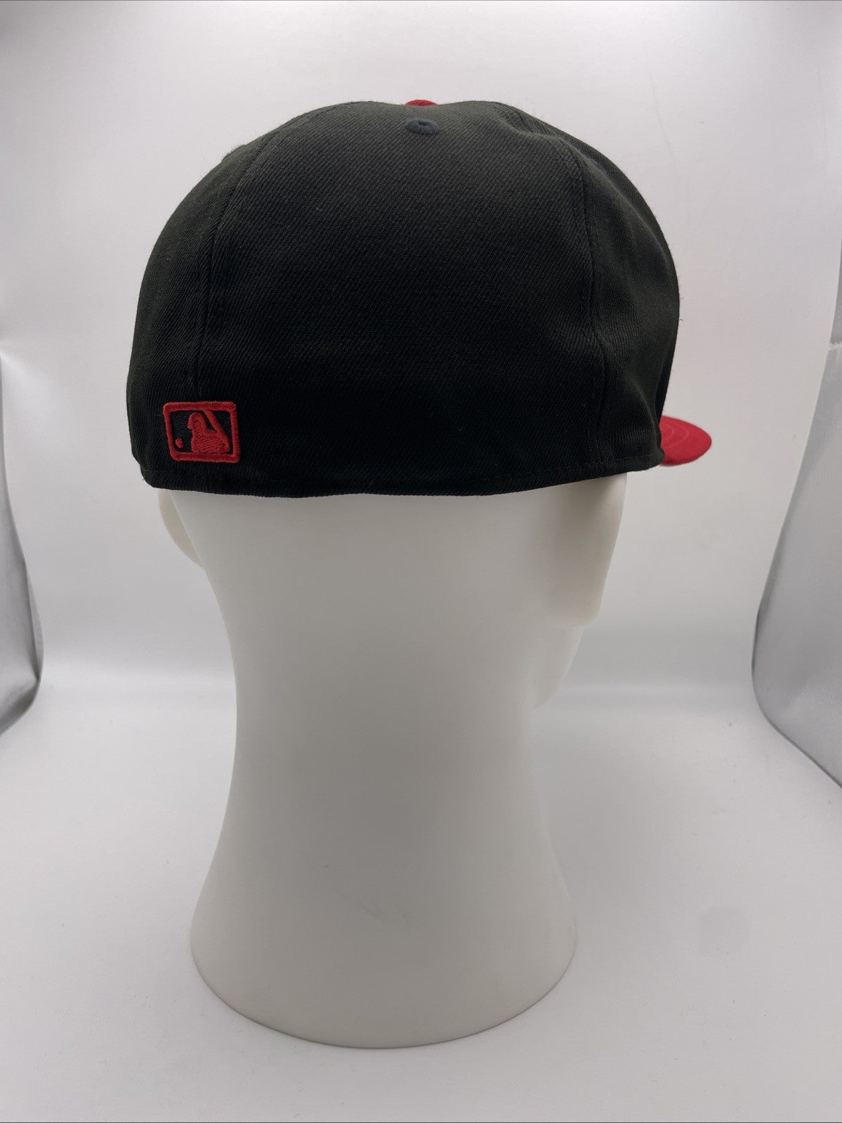 Philadelphia Phillies 59FIFTY New Era Hat / Black Red / £30
