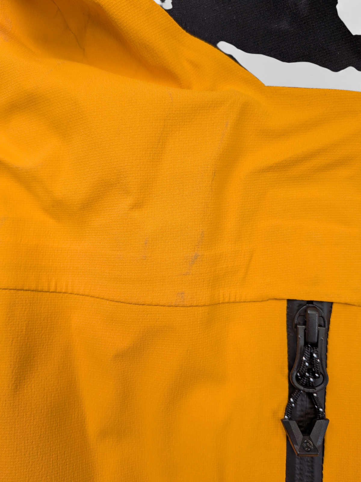 The North Face Womens Summit L5 Futurelight Jacket / KNockout Orange / RRP £595