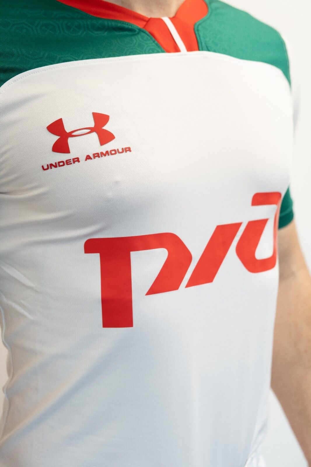 Under Armour 19-20 Lokomotiv Moscow Authentic Away Shirt / Mens / RRP £115