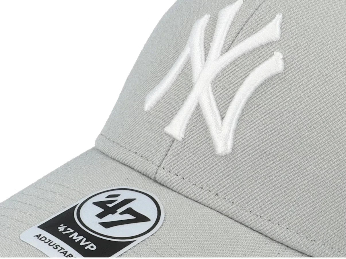 47 Brand New York Yankees Cap / Adjustable MLB MVP Baseball Hat / RRP £28