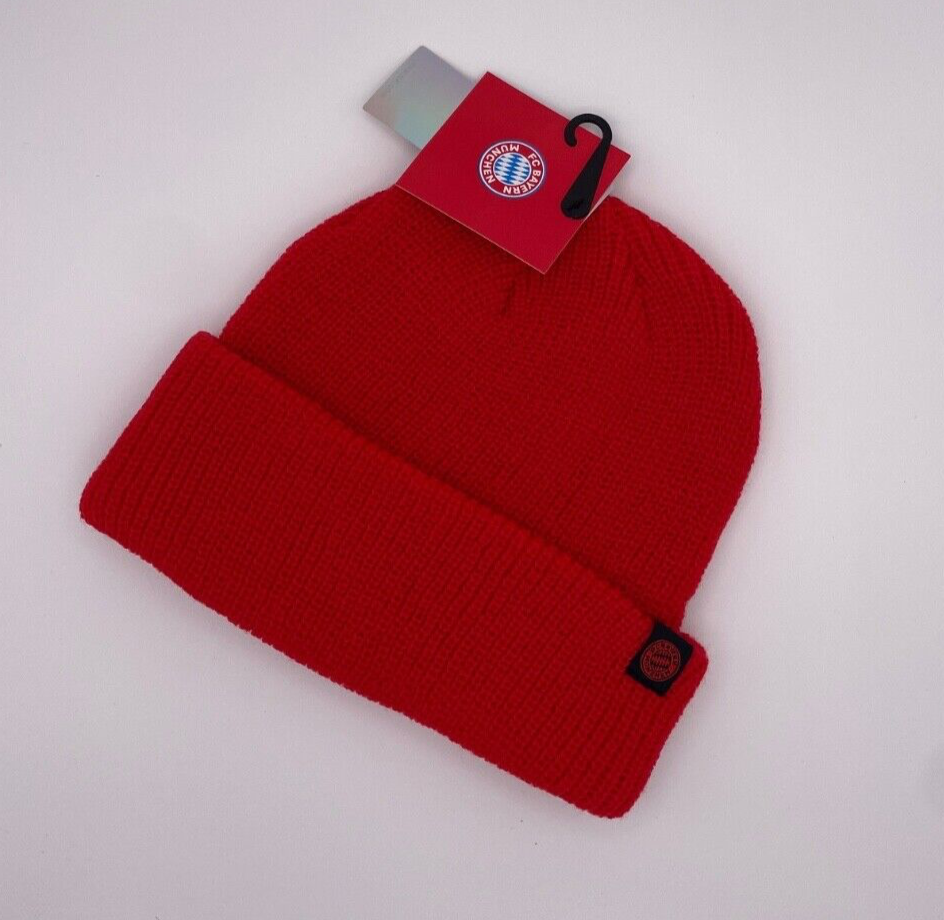 Bayern Munich Beanie Knit Hat / Red / RRP £24