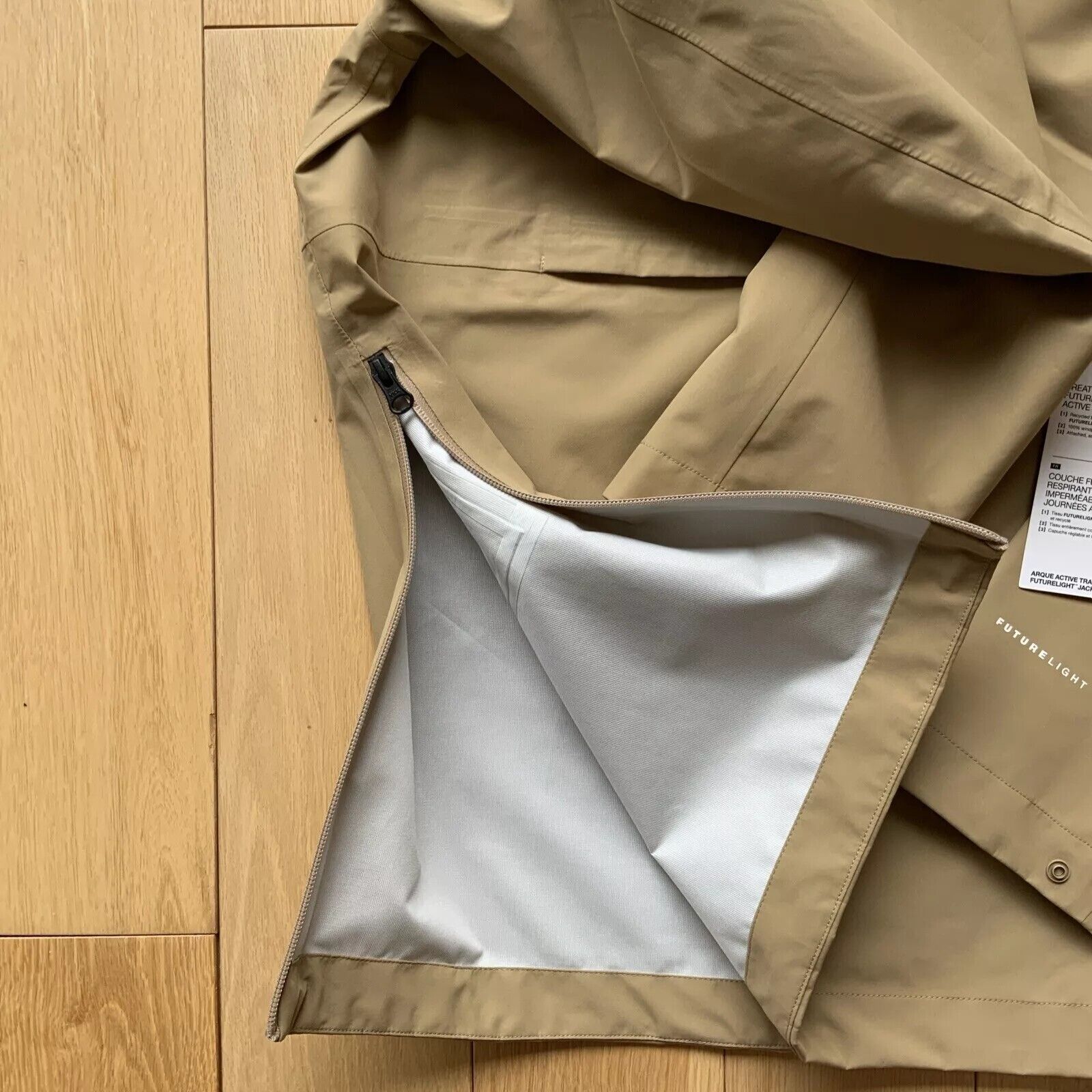 The North Face Mens Arque Futurelight Jacket / Kelp Tan / RRP £200